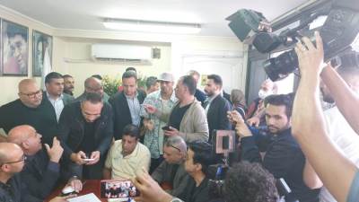 حسن شاكوش يوقع على عضوية نقابة الموسيقيين