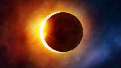 معهد الفلك يحذر من النظر للكسوف بالعين المجردة: يؤدى لتلفها