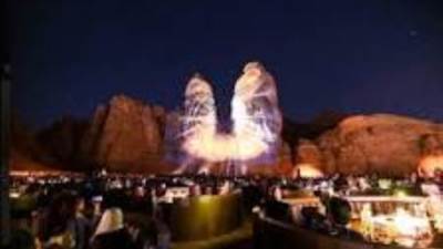 وادي عشار بالعلا .. ملاذ سياحي فاخر في قلب الصحراء