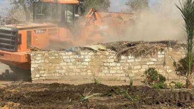 الإسكان تُصدر قرارين لإزالة مخالفات بناء بمدينتي بدر وبني سويف الجديدة