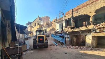 مصرع شخص وإصابة زوجته ونجلته فى انهيار جزئى لعقار بالدقهلية