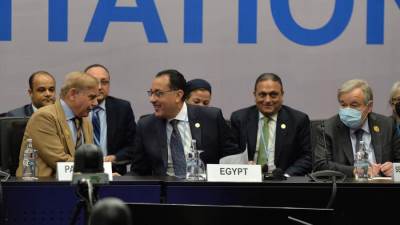 مدبولي يشارك فى اجتماع المائدة المستديرة لتغير المناخ واستدامة المجتمعات الهشة