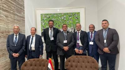 وزير التنمية يشهد توقيع عقد تقديم خدمات المتابعة لمقدمي خدمات الجمع للمخلفات