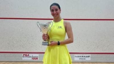 فريدة محمد تتوج ببطولة رود أيلاند للاسكواش بأمريكا