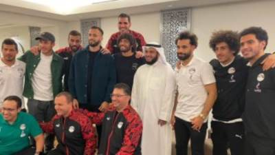 مشارى العفاسى يحتفل بفوز منتخب مصر على بلجيكا بالكويت