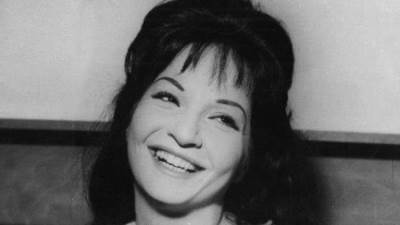 اليوم .. ذكرى وفاة معبودة الجماهير و دلوعة السينما المصرية الفنانة شادية