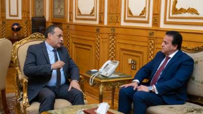 "وزيرا الإنتاج الحربى والصحة" يبحثان التعاون بمجال تجهيز سيارات الإسعاف و تصنيع مستشفى ميداني