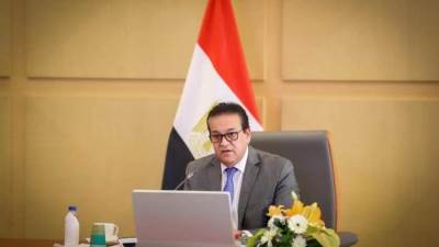 وزير الصحة يتابع واقعة التعدي على فريق التمريض بمستشفى قويسنا