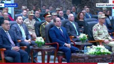 الرئيس السيسي يوجه بإنشاء نقاط شرطية في مشروعات الأسمرات وبشاير الخير