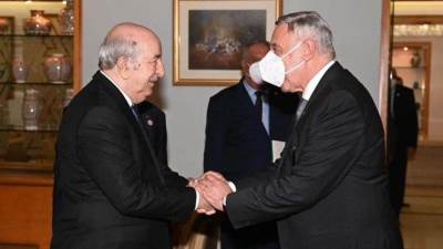 تبون يستقبل رئيس المحكمة الدستورية المصري ونظرائه من الدولة العربية