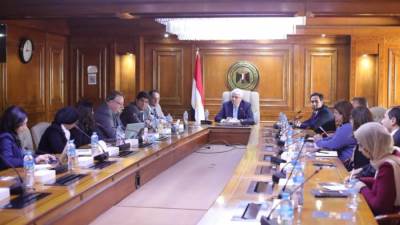 عاشور يبحث التعاون مع فريق التعليم العالى للبنك الدولى ومنظمة العمل الدولية