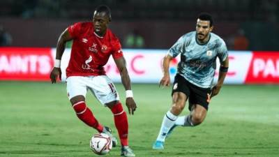 الأهلي يتلقى خطابًا بنقل مباراته أمام فاركو إلى برج العرب