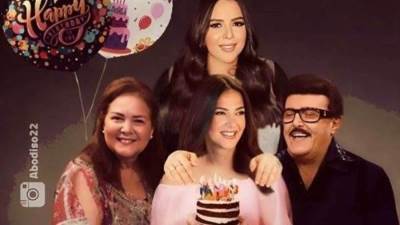 برفقة دلال عبدالعزيز وسمير غانم.. إيمي سمير غانم تحتفل بعيد ميلاد شقيقتها دنيا