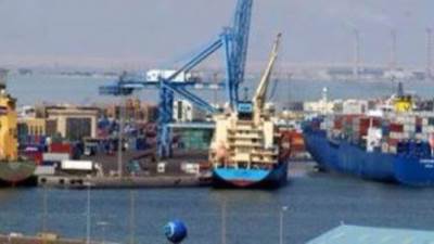 استمرار فتح بوغاز ميناء الإسكندرية رغم الأمطار الغزيرة وعدم استقرار الطقس