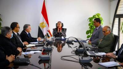 وزيرة البيئة تبحث مستجدات تنفيذ أول مشروع لتحويل المخلفات لطاقة كهربية بالجيزة