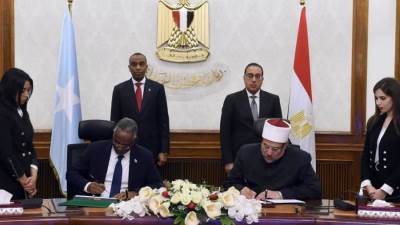 مصر والصومال يوقعان مذكرة تفاهم لتوسيع التعاون بين وزارة الأوقاف ونطيرتها الصومالية