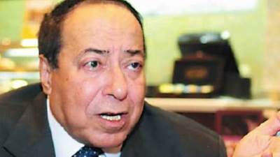 أشرف زكي يكشف حقيقة وفاة النجم صلاح السعدني