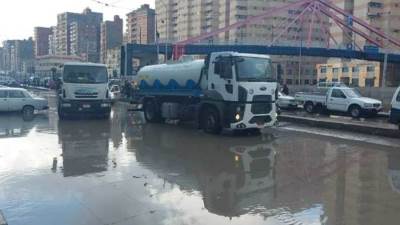 جامعة الإسكندرية تسمح لطلابها بالتأخير ساعة عن دخول الامتحانات بسبب "الفيضة الكبرى"