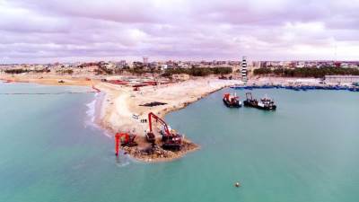 مشروع صوامع لتخزين الأسمنت السيناوي وتصديره للأسواق الخارجية