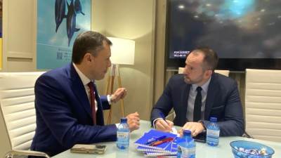 وزير السياحة يلتقي مسئولي الشركات المالكة للمنشآت الفندقية في إسبانيا وأوروبا