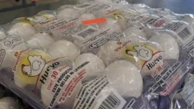 الأمريكيون يهربون البيض من المكسيك بعد ارتفاع أسعاره رغم الحظر القانونى