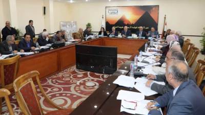 "القصير" يترأس اجتماع لجنة المخصبات الزراعية ويوجه بتسهيل إجراءات التسجيل والإستفادة من البحوث التطبيقية