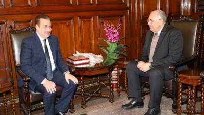 وزير الزراعة ومحافظ المنوفية يبحثان تسهيل إجراءات تخصيص أراضي للمشروعات التنموية وحياة كريمة