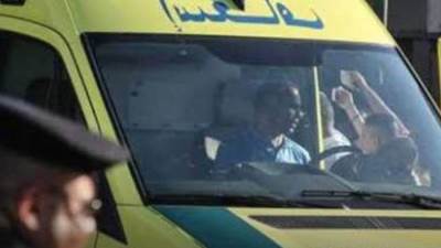 وفاة 3 أشخاص وإصابة 4 إثر انقلاب سيارة بالطريق الصحراوي الغربي