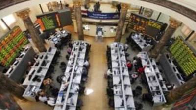 هبوط مؤشرات قطاعات البورصة باستثناء السيارات والعقارات.. تفاصيل