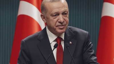 الرئيس التركي يعلن حالة الطوارئ في المناطق المتضررة جراء الزلزال