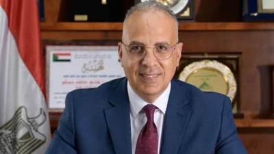 "سويلم" يتابع أعمال تدعيم قنطرة وهويس كفر ربيع على ترعة الباجورية بالمنوفية