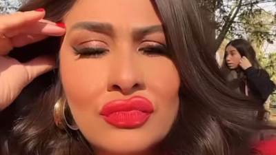 ياسمين عبد العزيز تثير الجدل بفيديو عبر صفحتها الرسمية "فيس بوك"