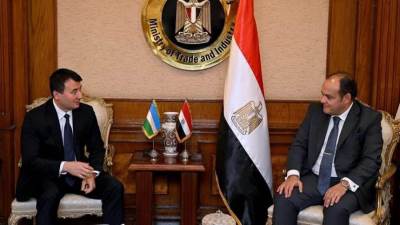 وزير التجارة يبحث مع نائب رئيس الوزراء بأوزباكستان فرص التعاون الصناعي والاستثماري