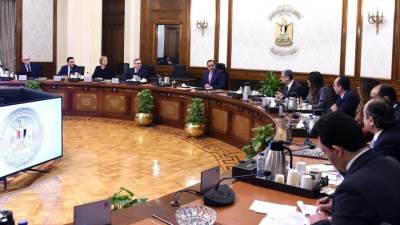 مدبولي يستعرض مع مسئولي شركة "سكاتك" النرويجية تنفيذ عدد من المشروعات الجديدة