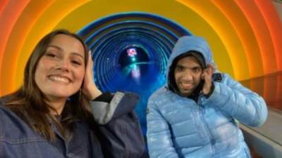 مؤمن زكريا يشاهد ثانى مباريات نصف نهائى