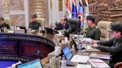 الرئيس السيسي يشهد اختبارات المتقدمين للالتحاق بعدد من الوظائف بوزارة النقل