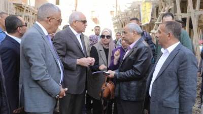 محافظ الجيزة يتفقد الأعمال الإنشائية لأسواق أحمد أبراهيم وراشد المراغي ببولاق