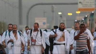 مجاناً.. وزارة الحج والعمرة تتيح تصاريح عُمرة رمضان عبر تطبيق "نُسُك"