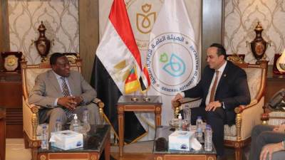 رئيس الرعاية الصحية: نبحث مع السفير الكاميروني التعاون في اجتذاب السياحة العلاجية