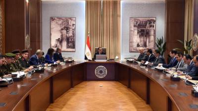 مدبولي يوجه بسرعة تسليم الوحدات السكنية المخصصة للموظفين المنتقلين للعاصمة