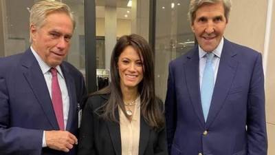 المشاط تبحث مع المبعوث الرئاسي الأمريكي للمناخ تطورات برنامج "نُوَفِّي"