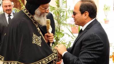 البابا تواضروس الثانى يهنئ الرئيس السيسى بحلول عيد الفطر المبارك