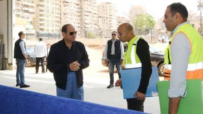 الرئيس السيسى خلال تفقده إنشاء أسواق فى القاهرة: سيحدث نقلة كبيرة