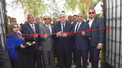 وزير التعليم ورئيس جامعة أسيوط يفتتحان المحلب الآلي بمزرعة الإنتاج الحيواني بكلية الزراعة
