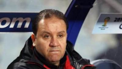 الترجي التونسي يدرس إقالة مدربه بسبب سوء النتائج قبل مواجهة الأهلي