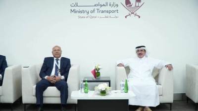 وزير النقل يلتقي نظيره القطري لبحث التعاون في مجال النقل البحري