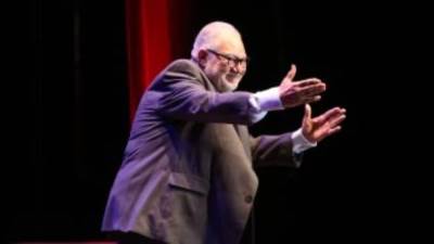 الفنان يحيى الفخرانى مرشح لجائزة النيل فى الفنون لعام 2023