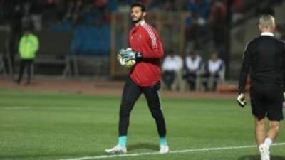 شوبير: فرص لحاق الشناوى بنهائى أفريقيا صعبة.. والحارس طلب منحه حقنة