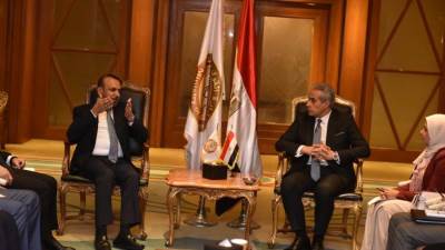 وزير القوى العاملة يلتقي بنظيره العراقي لتعزيز التعاون.. ويبحث ملف "المعاشات التقاعدية"