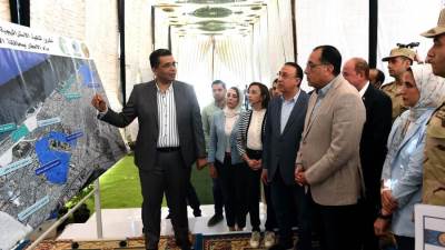 مدبولي يتفقد مشروع الاستراتيجية المتكاملة لإدارة مياه الأمطار بمحافظة الإسكندرية